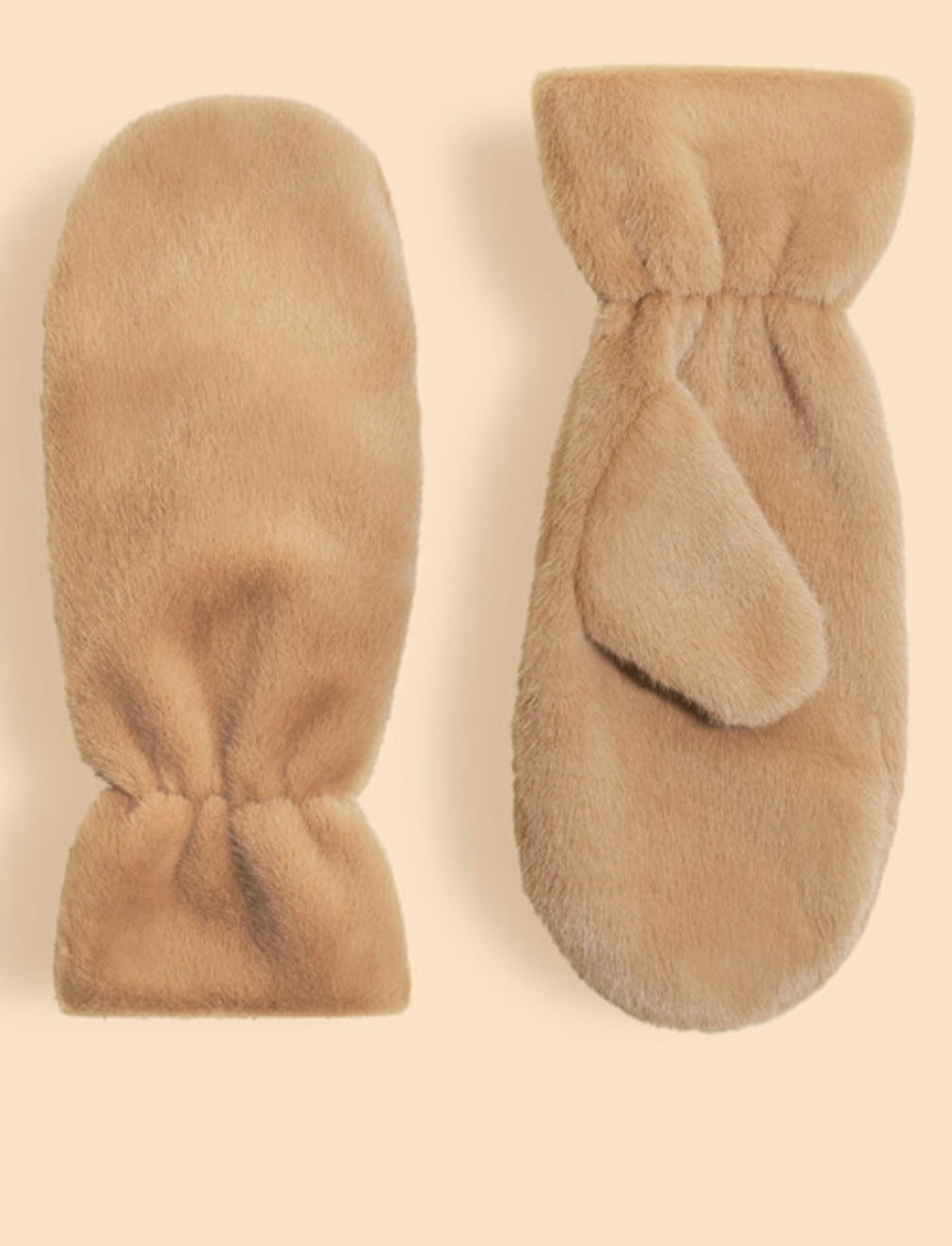 TAUPE FLUFFY TEDDY MITTENS