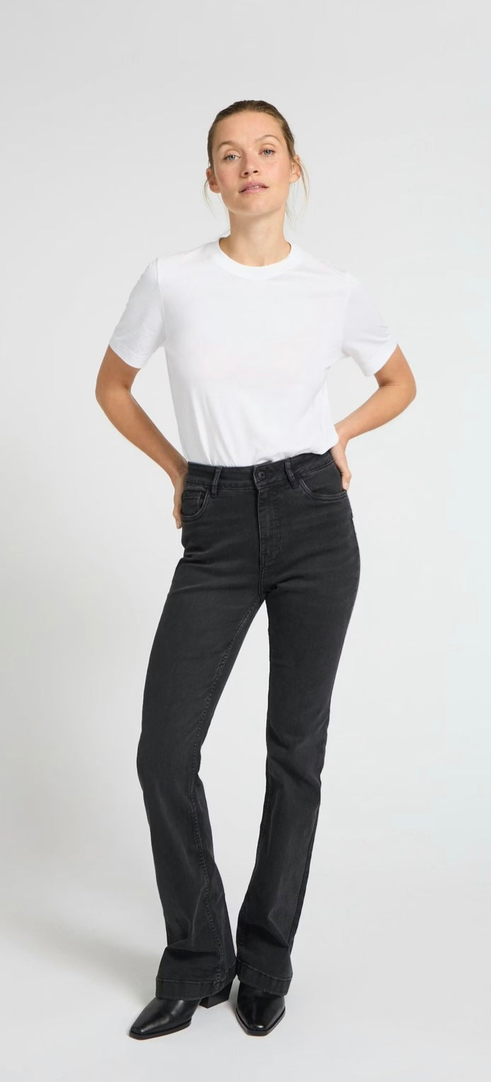 BLACK DENIM BECCA BOOTCUT JEAN