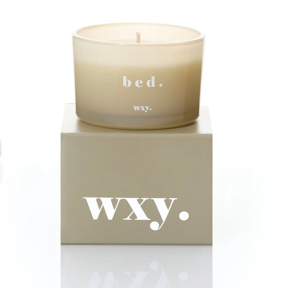 BED WARM MUSK & BLACK VANILLA CANDLE