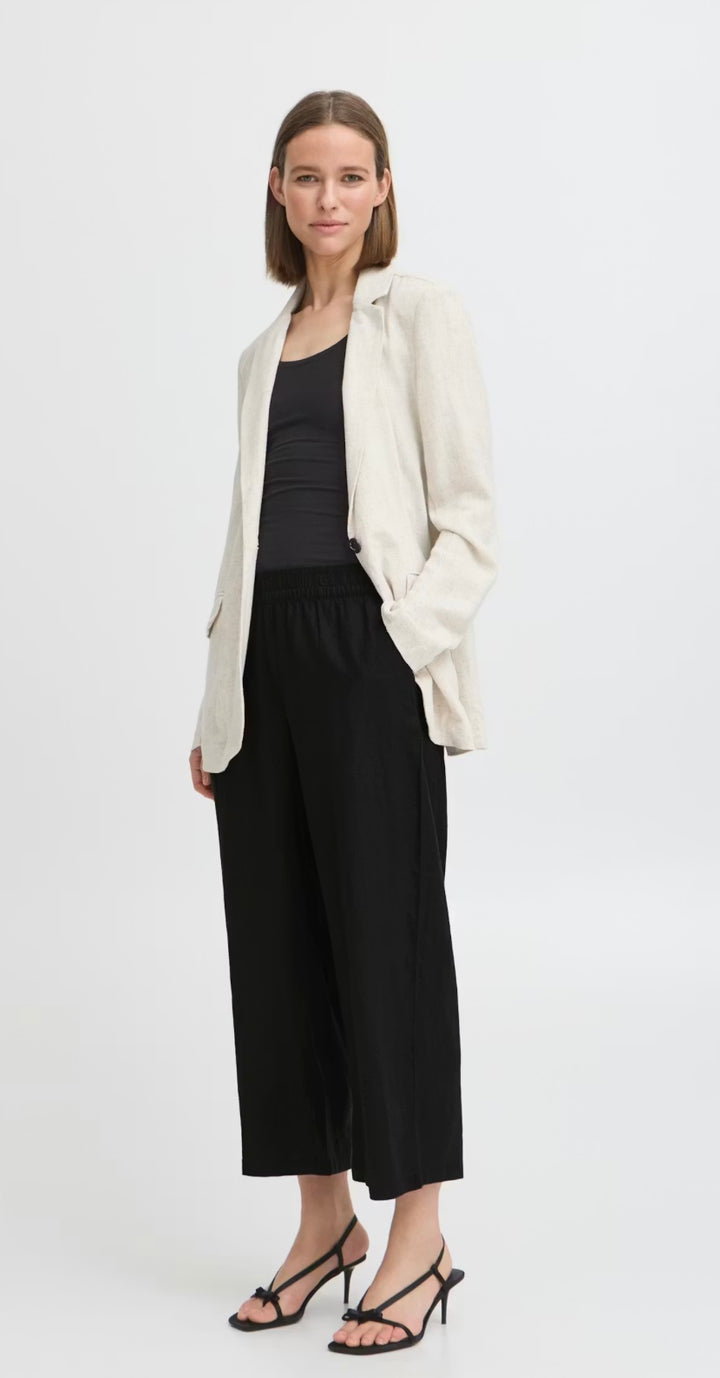 20813083 BLACK FALAKKA CROP TROUSER