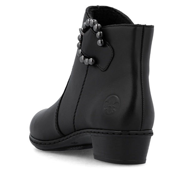 Y0797-00 BLACK ANKLE BOOT