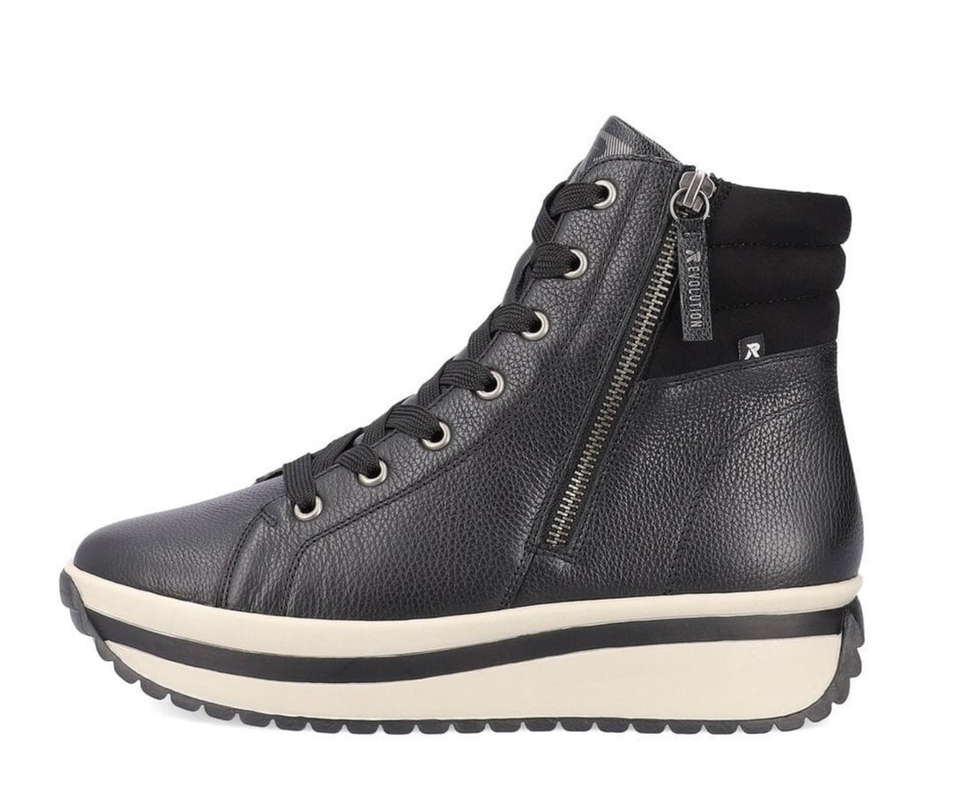 W0962-00 LADIES BLACK MID HEIGHT BOOTS