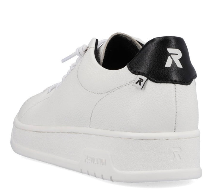 GENTS WHITE LACE UP TRAINER