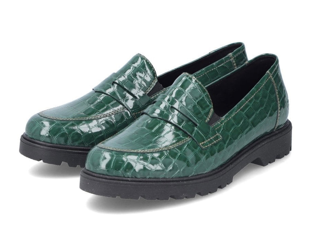 GREEN LOAFERS