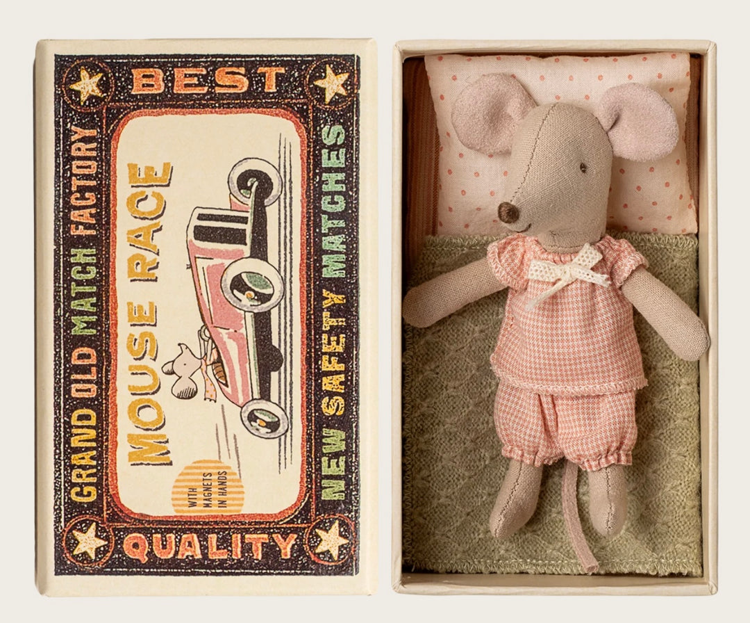 LITTLE SISTER IN MATCHBOX