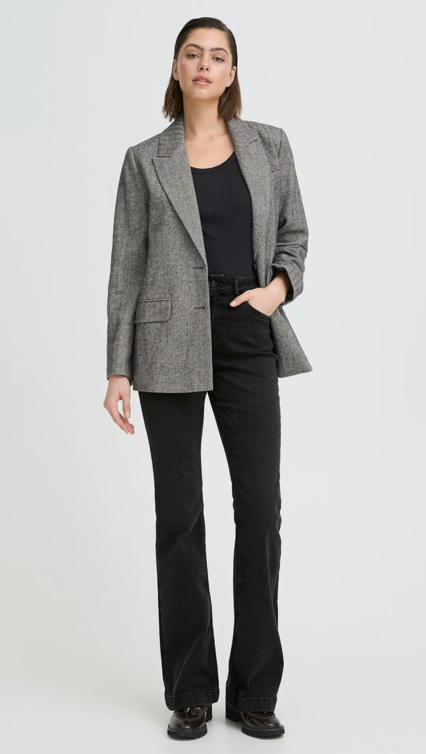 BLACK DENIM BECCA BOOTCUT JEAN