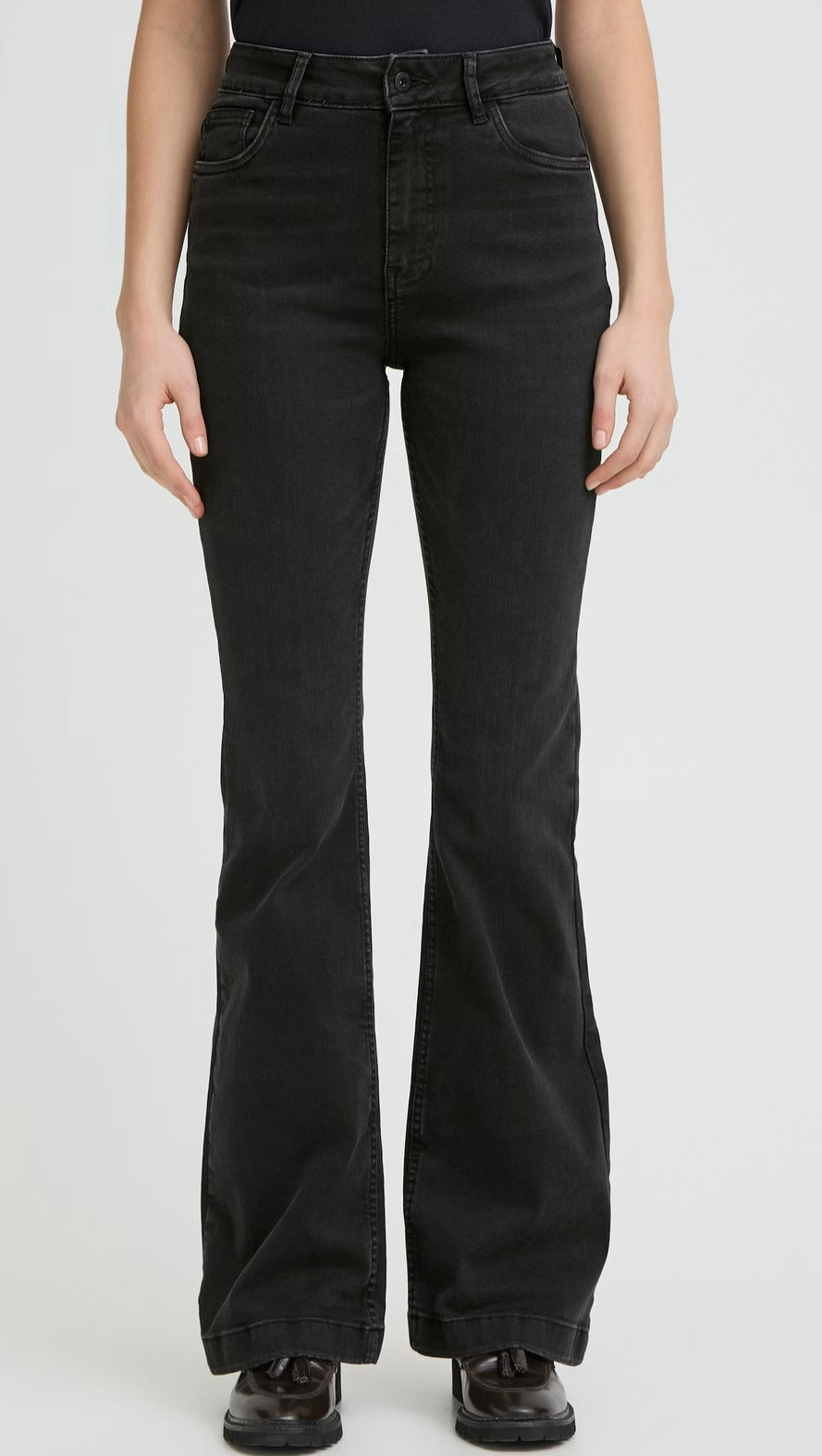 BLACK DENIM BECCA BOOTCUT JEAN