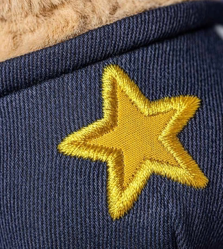 AMUSEABLES PEANUT STAR STUDENT OUTFIT