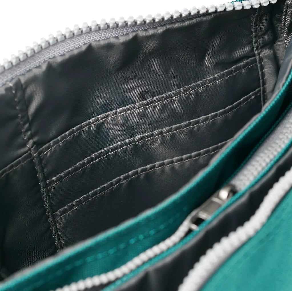 TEAL CARNABY RECYCLED CANVAS BAG