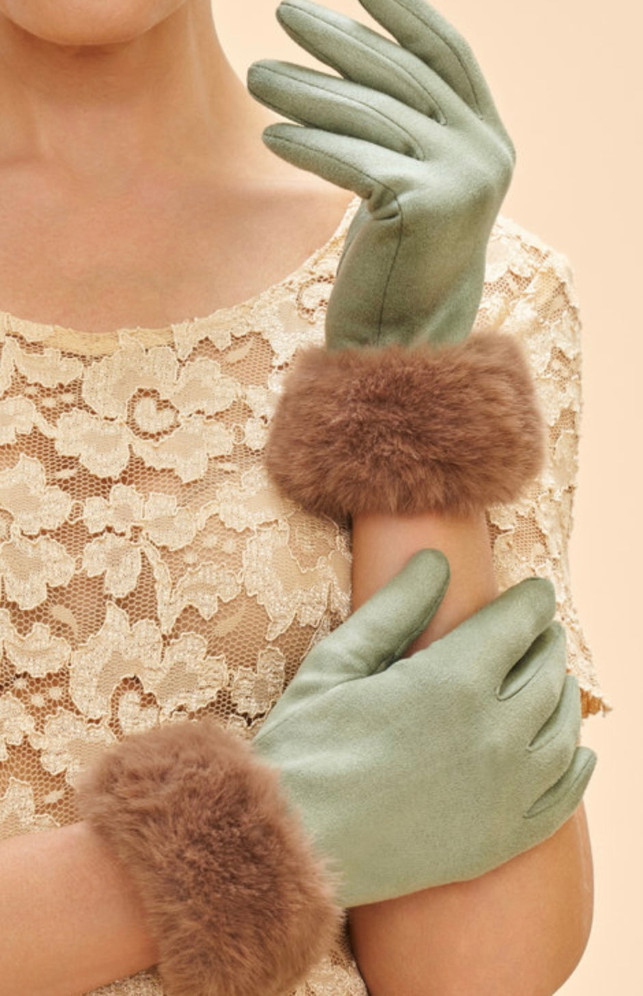 BETTINA SAGE & TEDDY FAUX SUEDE GLOVES