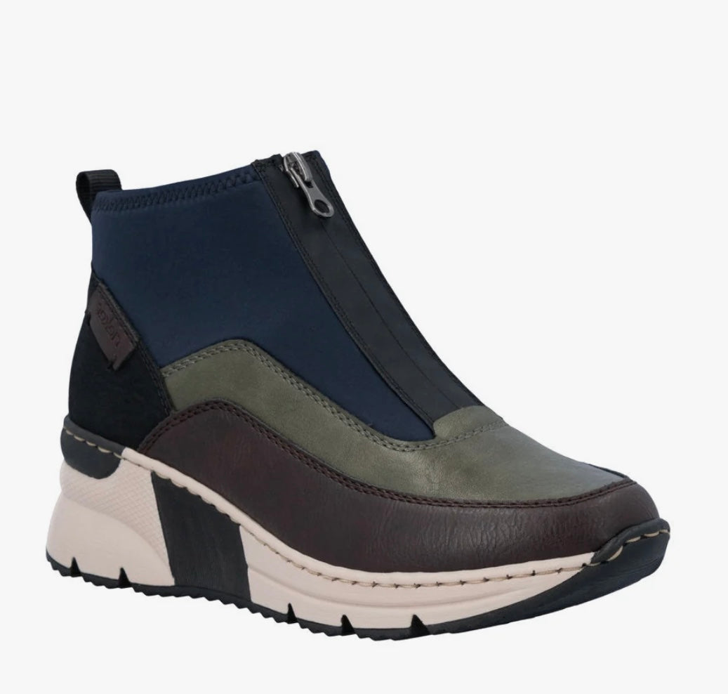 MULTI ZIP ANKLE TRAINER BOOT