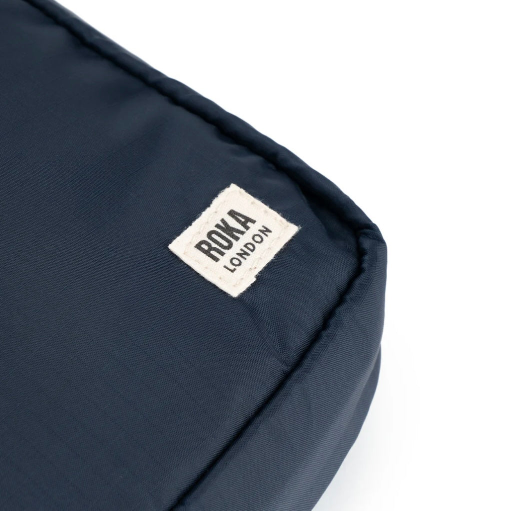 NAVY BOND RECYCLED NYLON RIPSTOP BAG