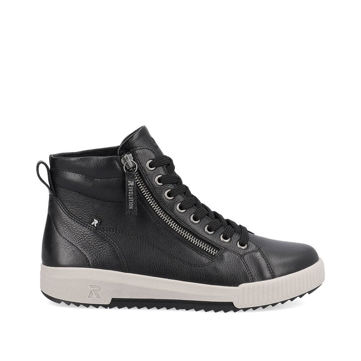 BLACK SPORT LACE UP BOOT