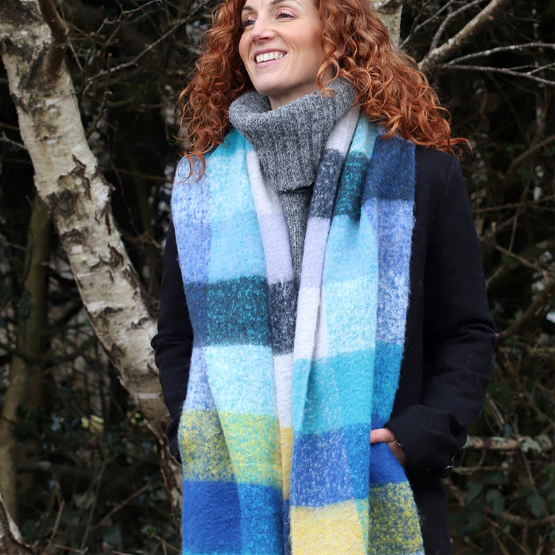 BLUE & YELLOW MIX CHUNKY CHECK SCARF