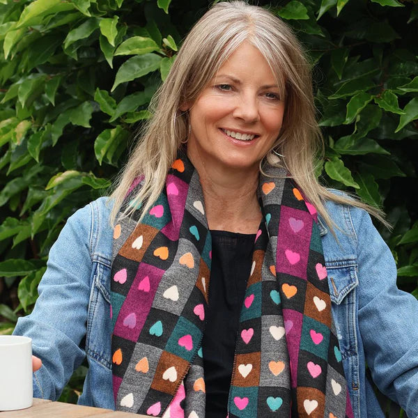 PINK HEART CHEQUERBOARD PRINT SCARF