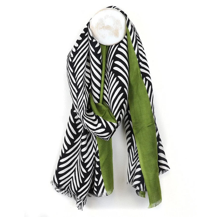 OLIVE BORDER MONOCHROME LEAF PRINT SCARF