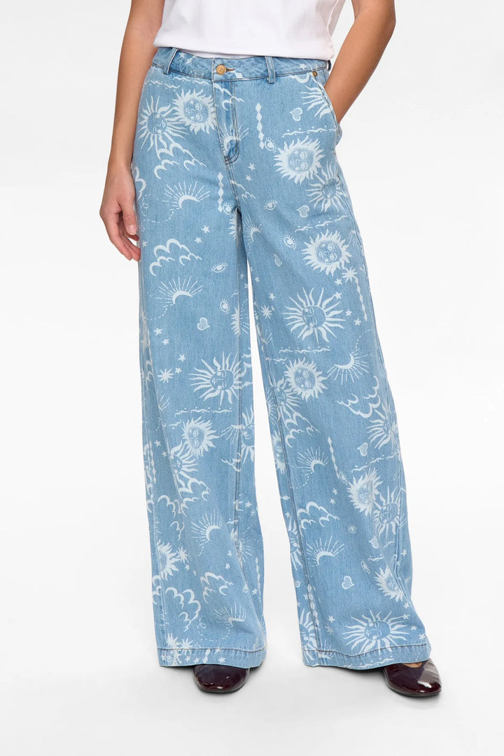 LIGHT BLUW DENIM GISELLY WIDE JEAN