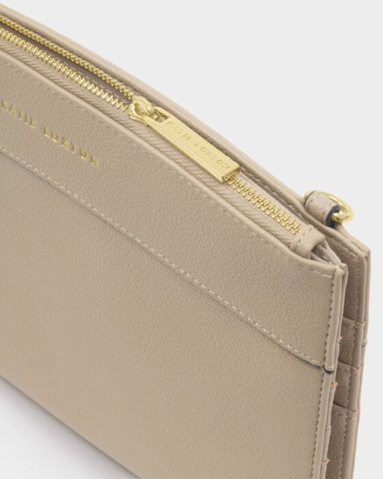 TRAVEL ORGANISER CROSSBODY BAG LIGHT TAUPE