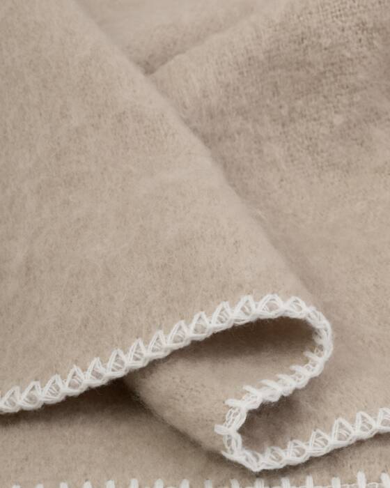 WHIPSTITCH SCARF TAUPE