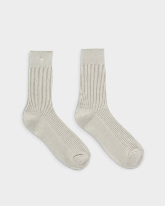 GIFT BOXED HEART SNUG SOCKS OFF WHITE