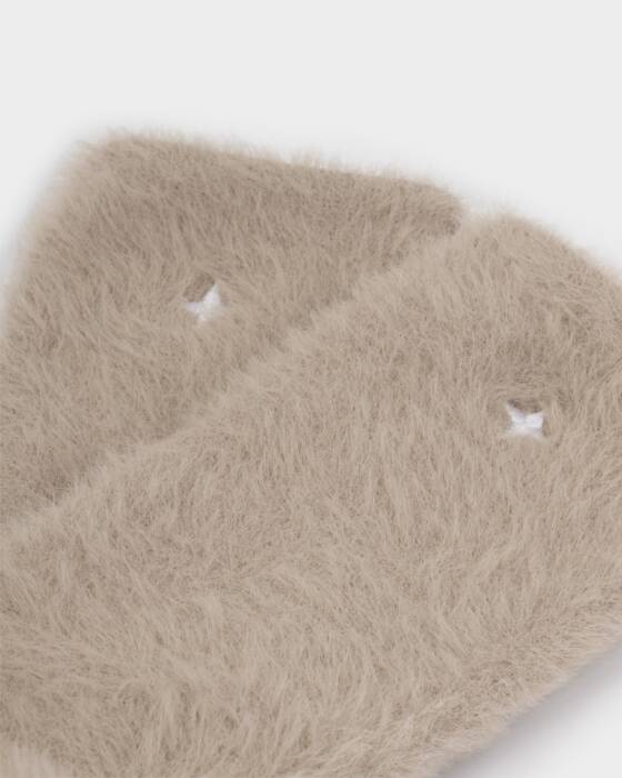 GIFT BOXED SNUG FLUFFY SOCKS TAUPE