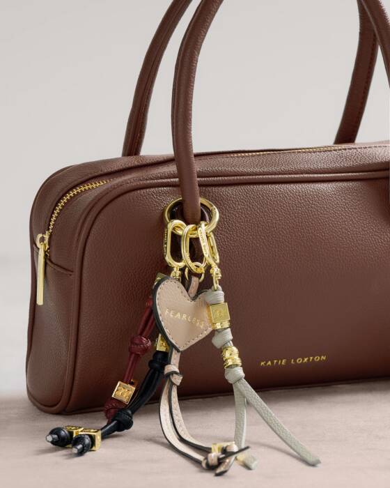 FEARLESS HEART BAG CHARM KEYRING LATTE