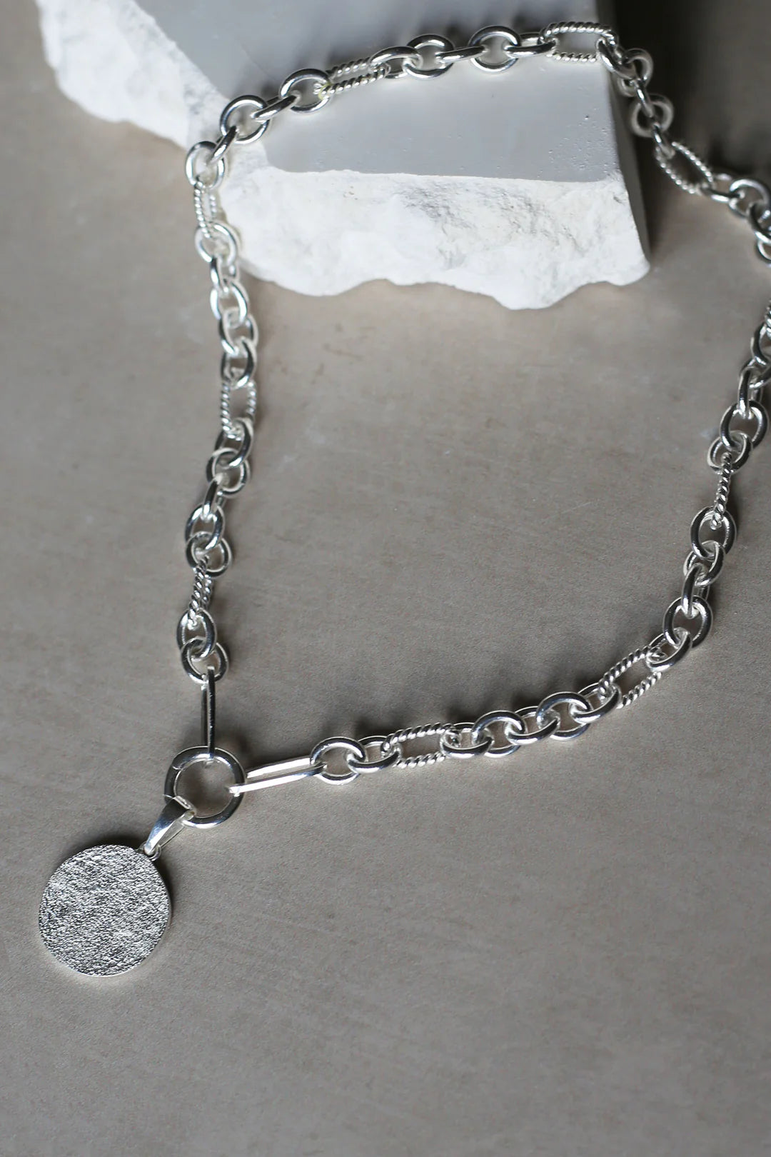 SILVER DUNE NECKLACE