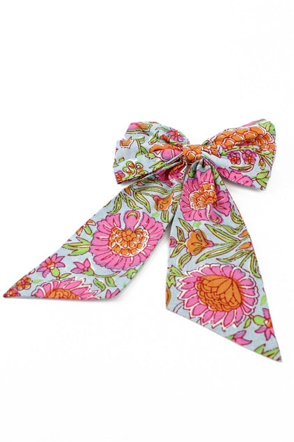 PALE BLUE VINTAGE BOW