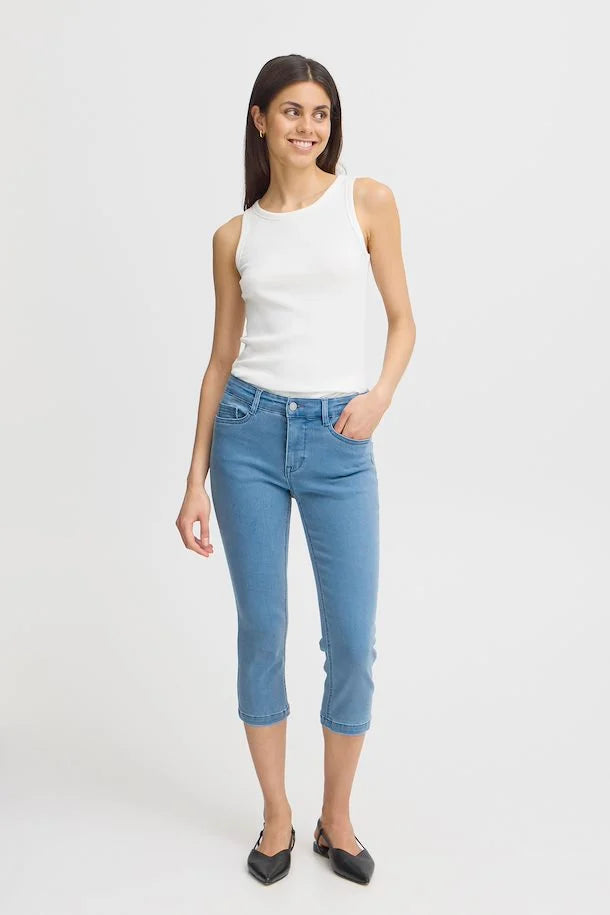 LUXE ELLI CAPRI JEAN