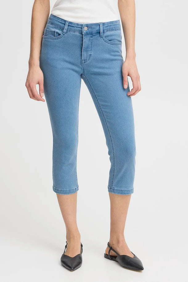 LUXE ELLI CAPRI JEAN