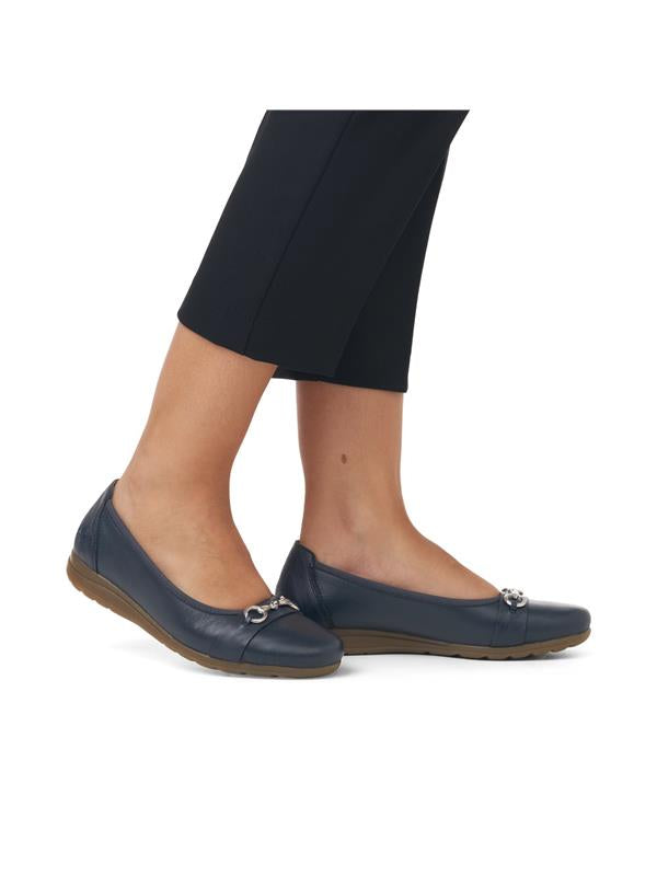 NAVY BALLET PUMP SHOE