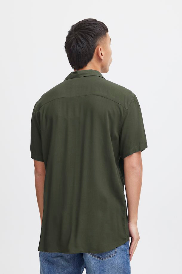 FOREST NIGHT SHORT SLEEVED SHIRT