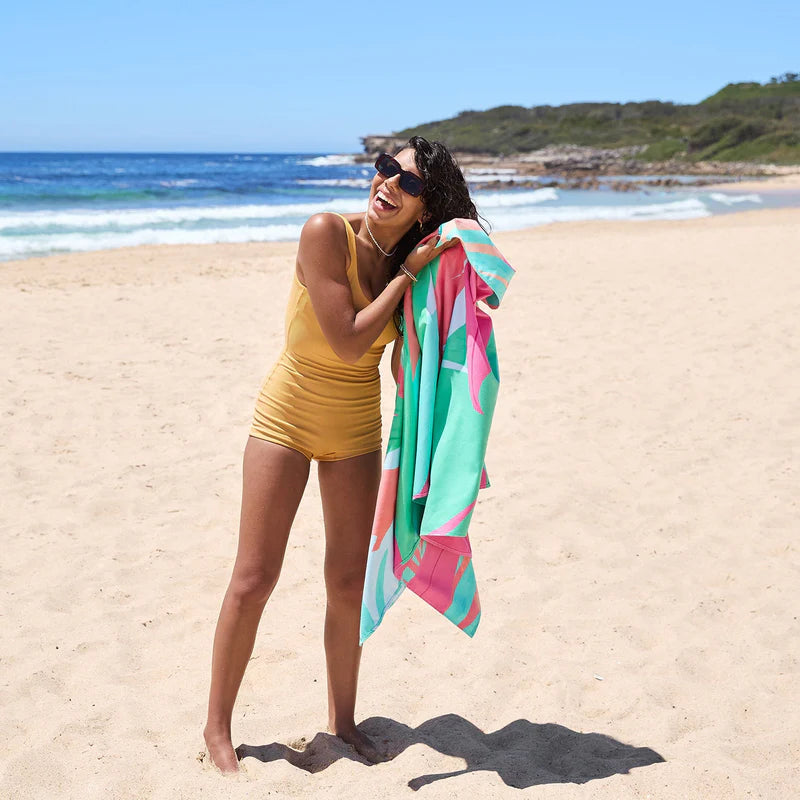 HOT TROPICS QUICK DRY TOWEL L