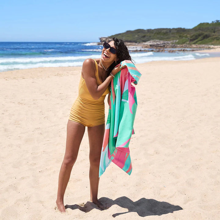 HOT TROPICS QUICK DRY TOWEL L