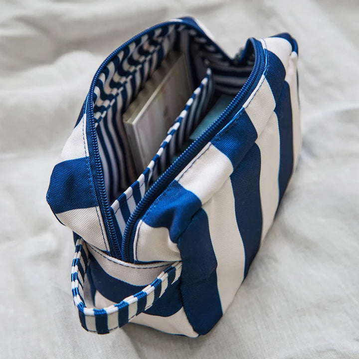 WHITSUNDAY BLUE COSMETICS BAG