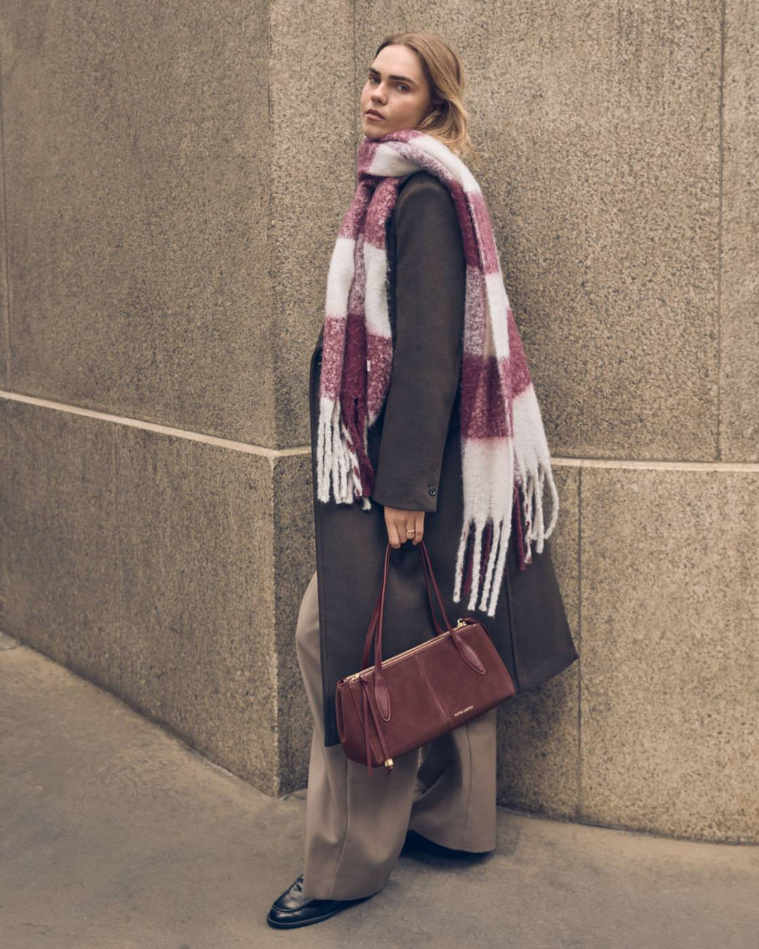 CHERRY CHECK TASSEL SCARF