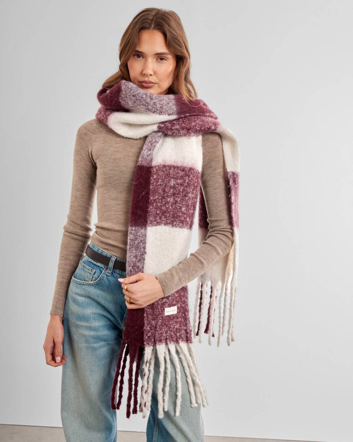 CHERRY CHECK TASSEL SCARF