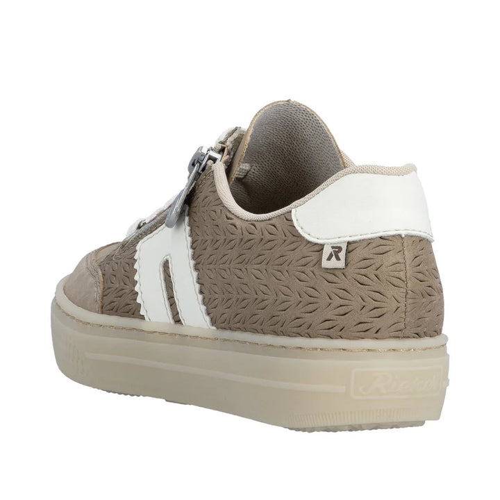 L5903-20 BEIGE LACE UP TRAINER