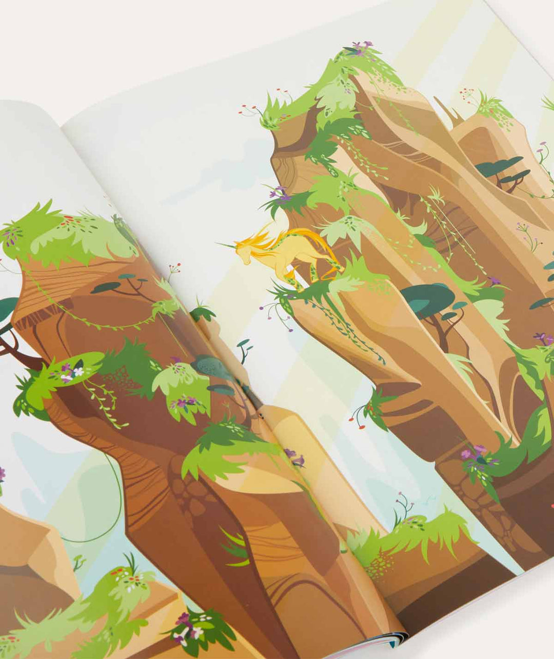 UNICORNS STICKER BOOK