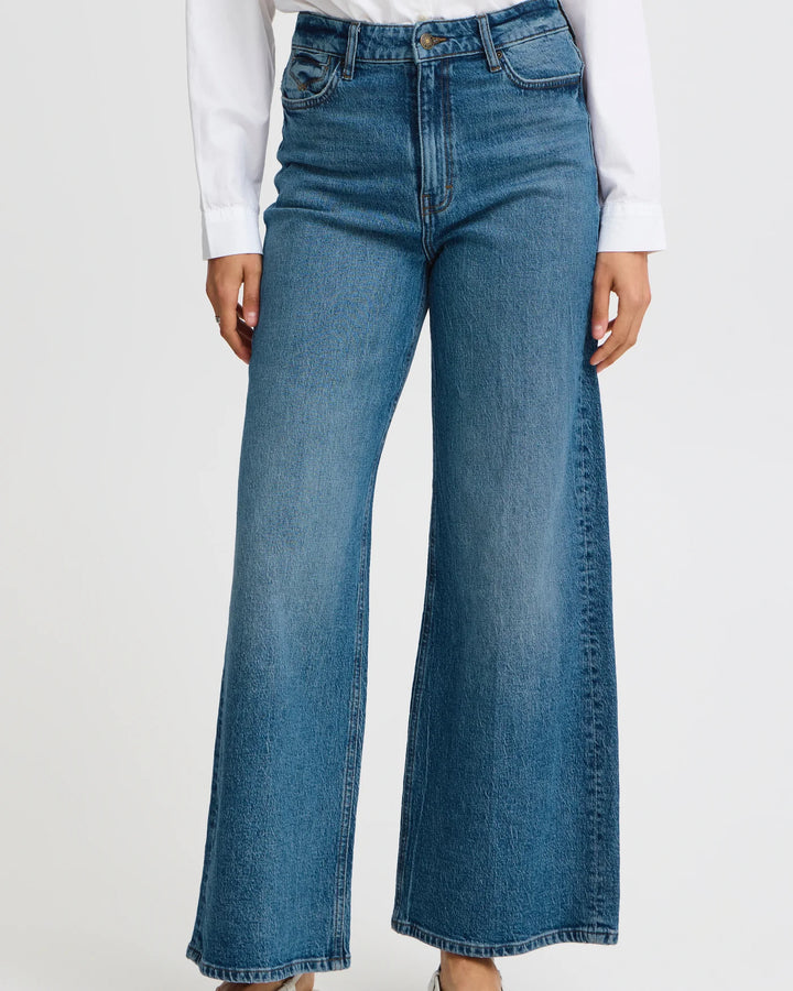 MID BLUE DENIM KYRA WIDE LEG JEAN