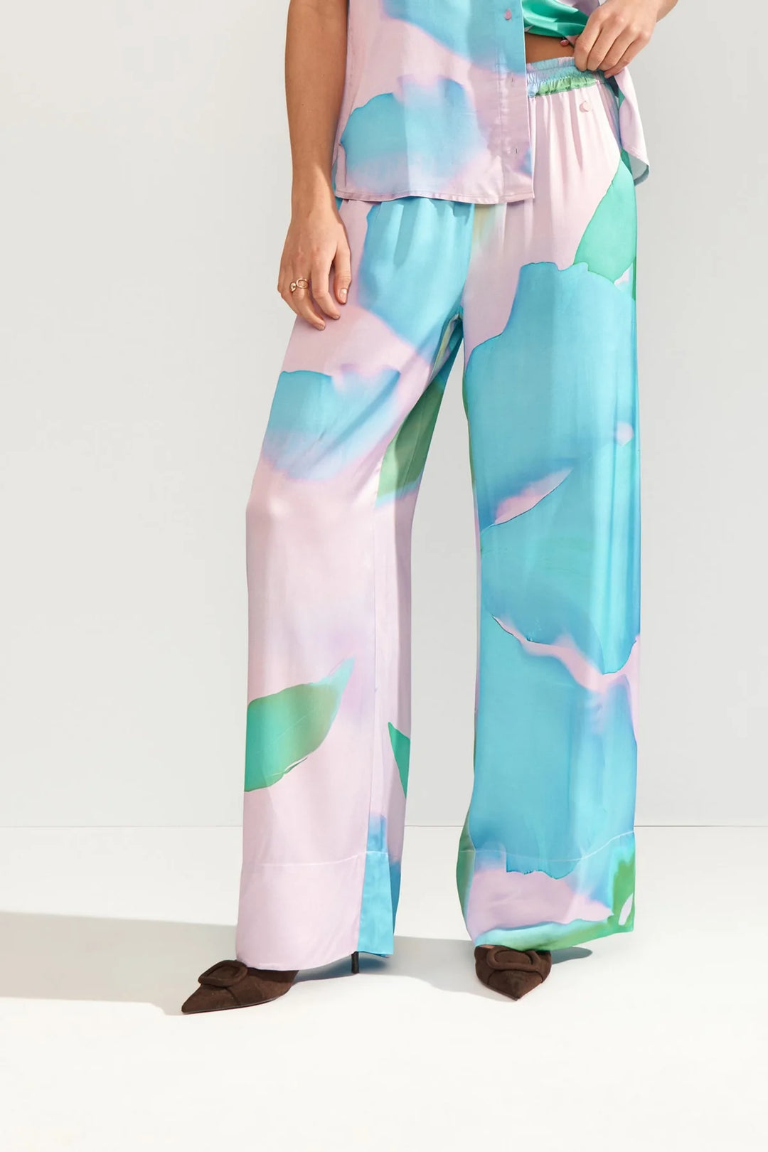 ORCHID BLOOM SUNLEE TROUSER