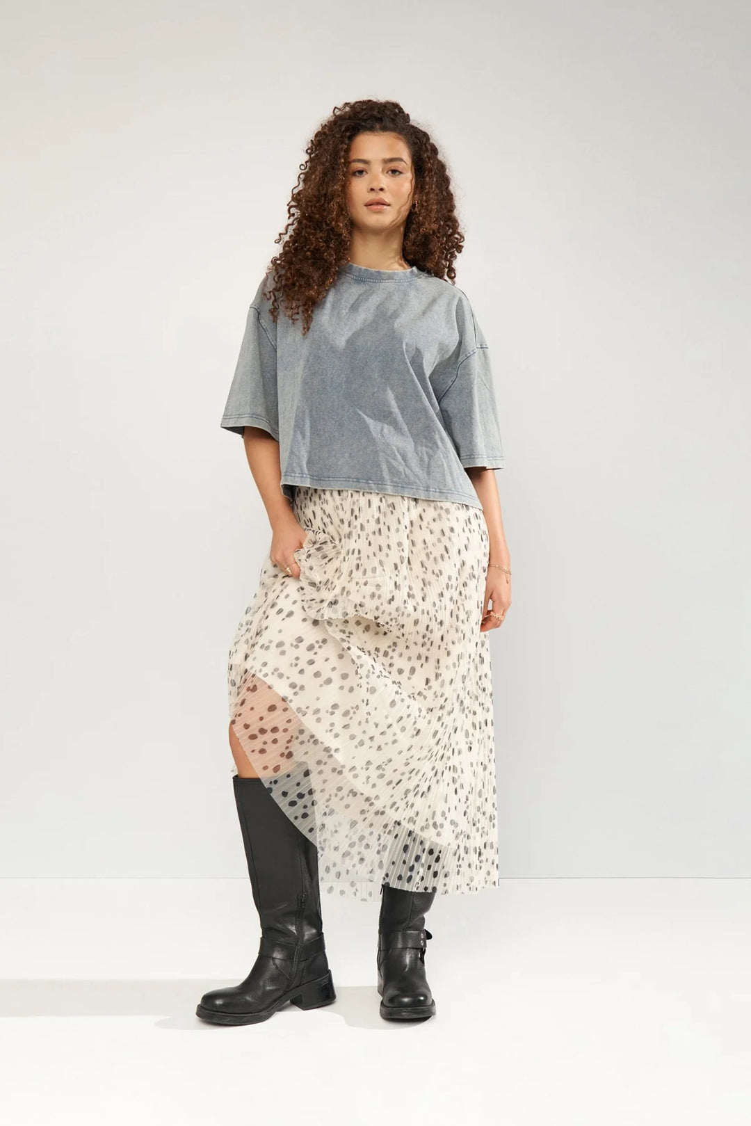 PRISTINE DALMA MESH SKIRT