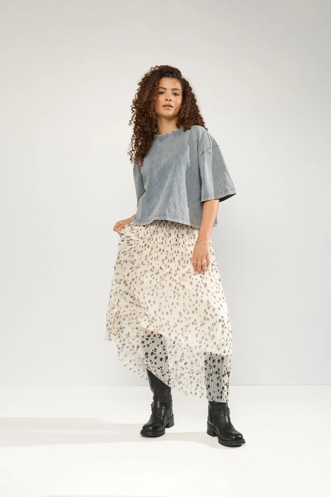 PRISTINE DALMA MESH SKIRT