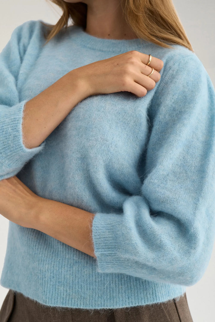 FORGET ME NOT BLUE SURI BRUSHED SHORT SLEEVE PULLOVER