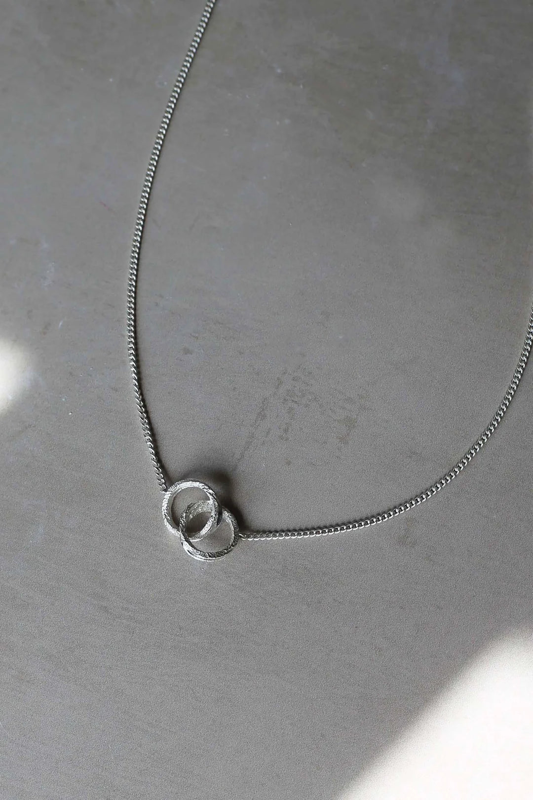 COAST NECKLACE SILVER