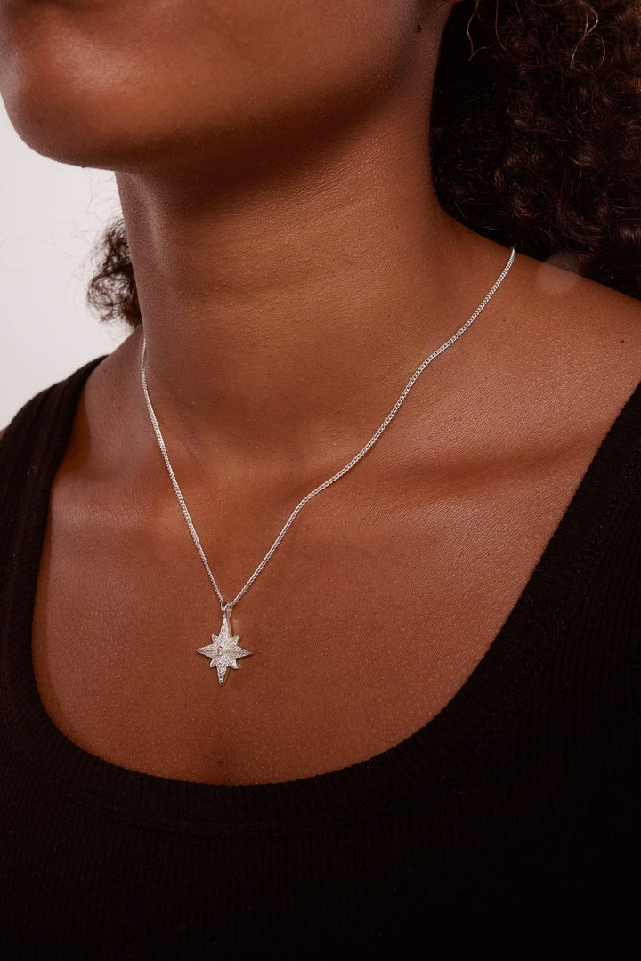 FAITH NECKLACE SILVER