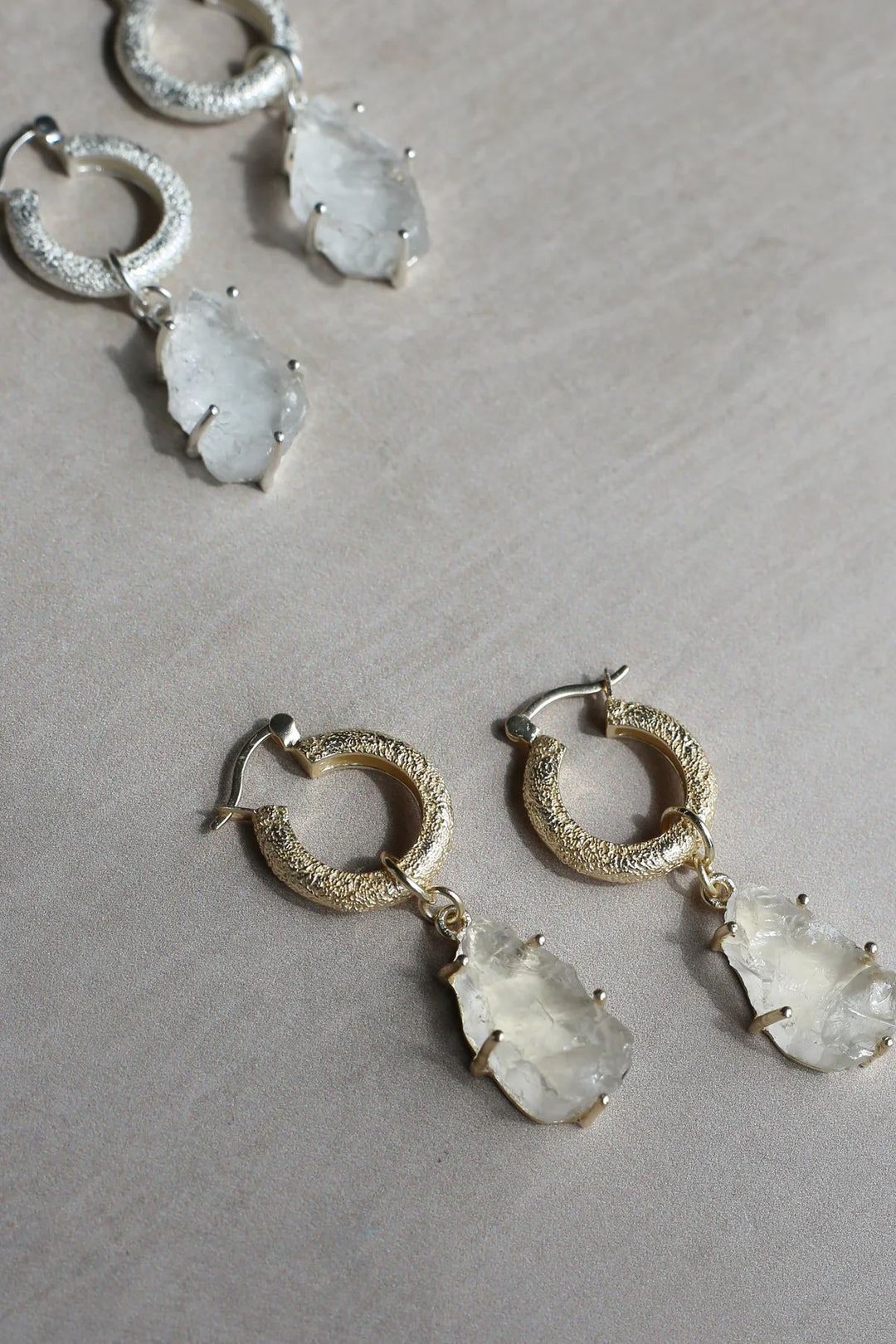 QUARTZ EARRINGS GOLD