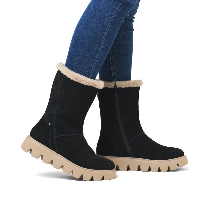 LADIES BLACK MID HEIGHT BOOTS