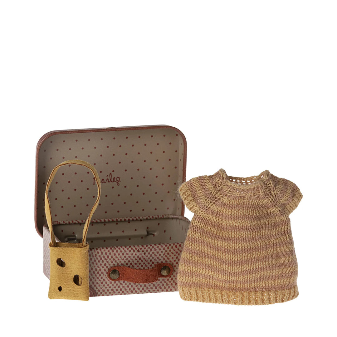 BIG SISTER MOUSE KNITTED DRESS & BAG IN SUITCASE