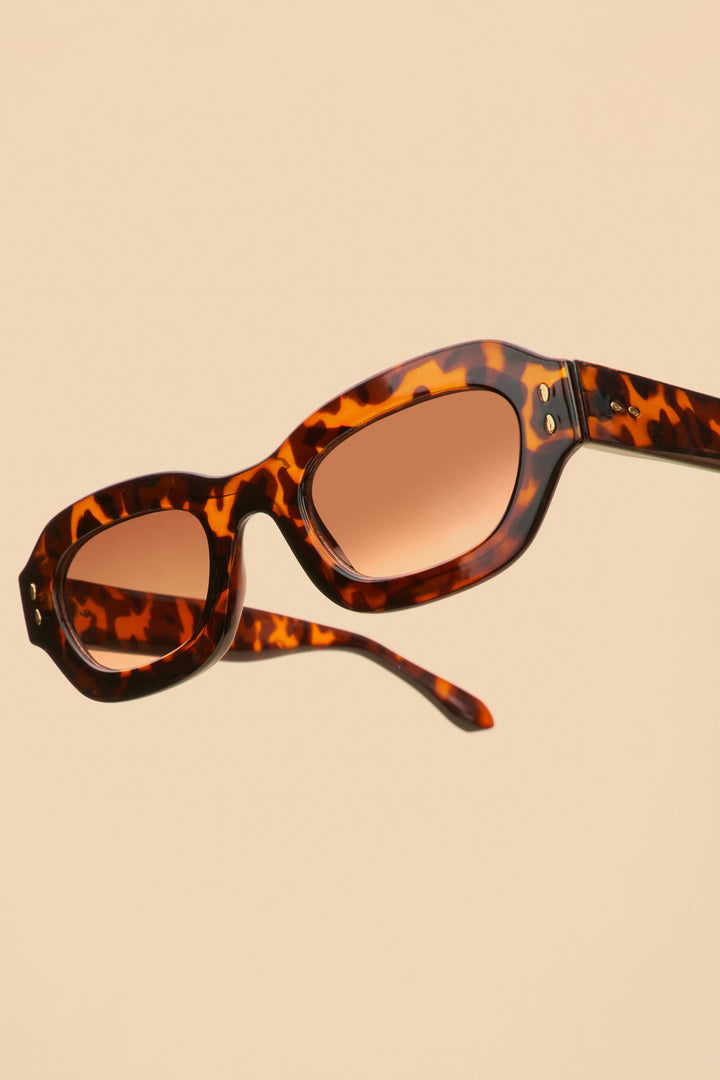 HONEY TORTOISESHELL SUNGLASSES